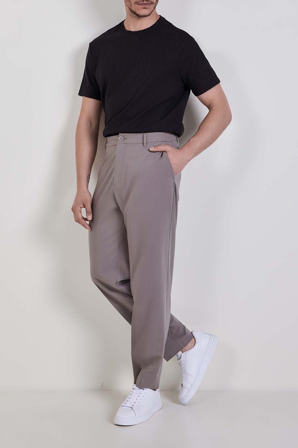 חולצת טי בגזרה ישרה